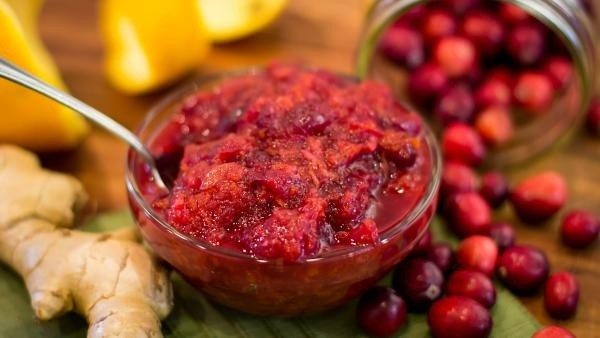 Cranberry Sauce with Apples & Ginger